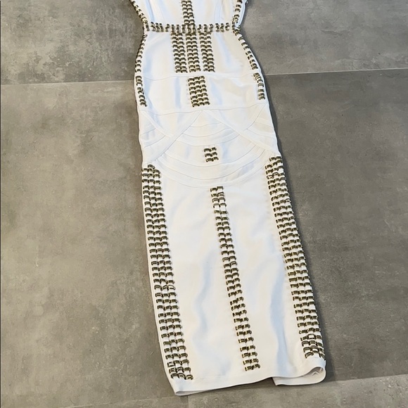 White and gold high slit gown - Picture 6 of 11